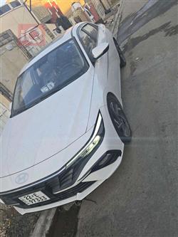 هیوندای ئەلەنترا